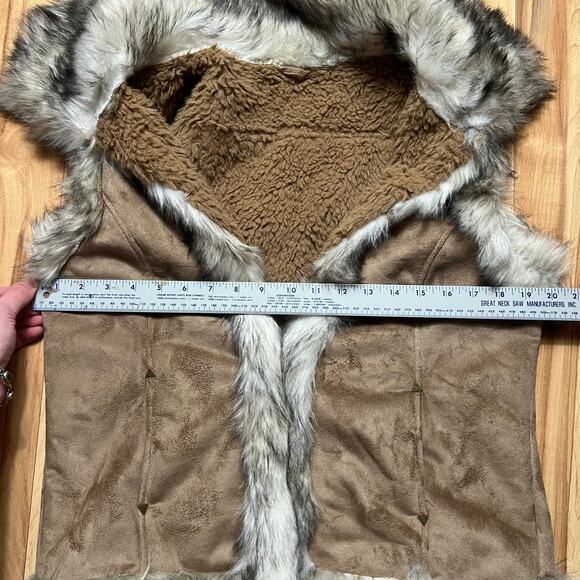 SCULLY Western Wear Boho Vegan Faux Fur Lined Vest Glam Size Medium - Picture 2 of 5